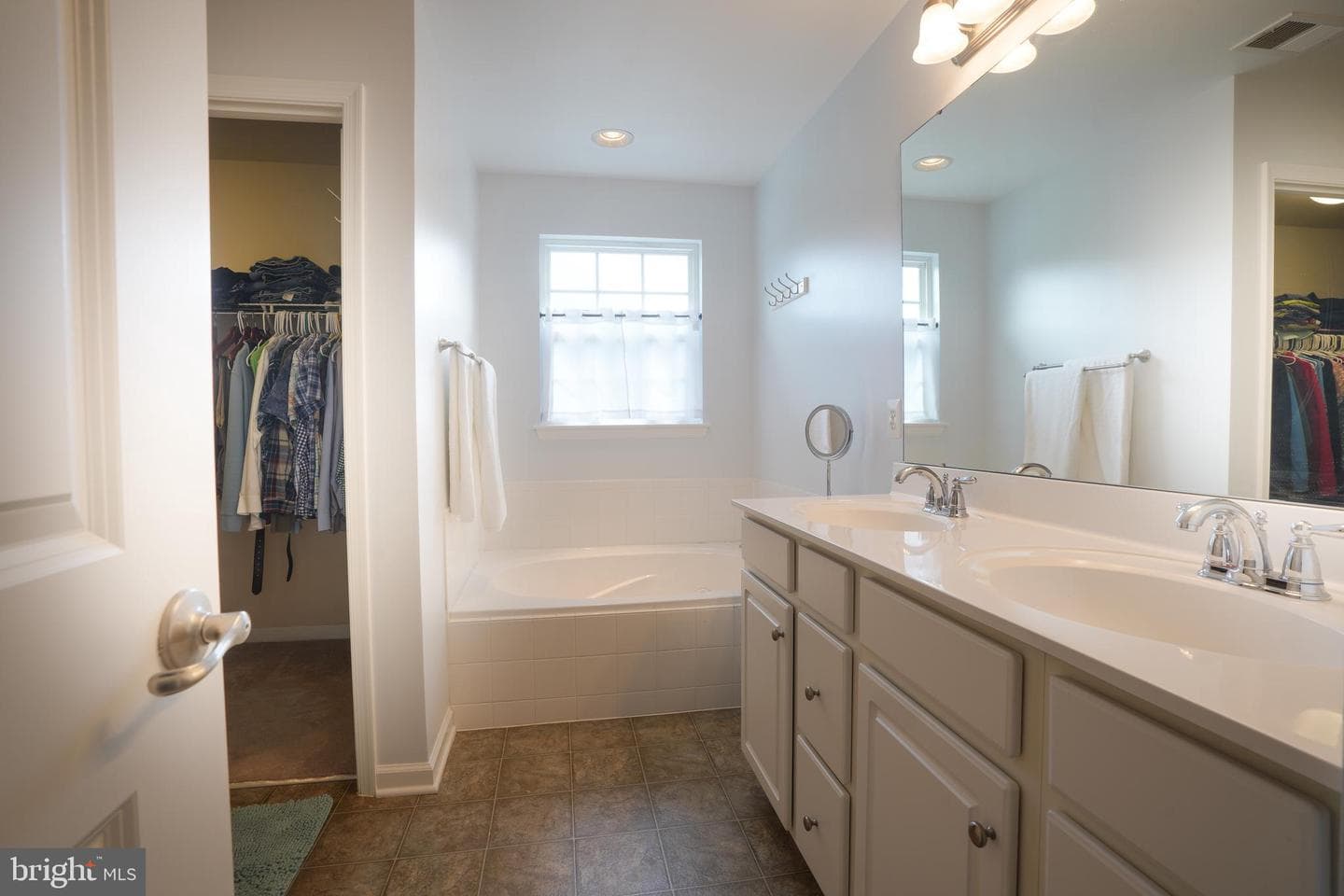 806 Janet Dale Lane photo 26