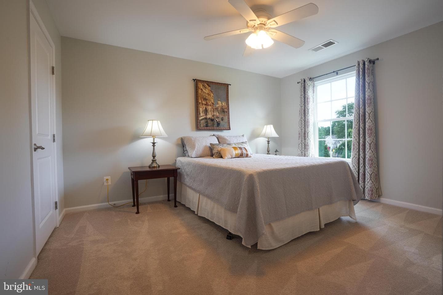 806 Janet Dale Lane photo 32