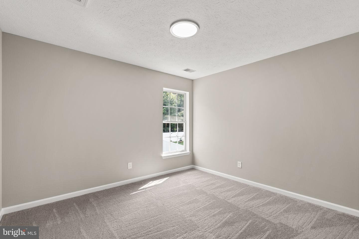 8413 Shillelagh Drive photo 30