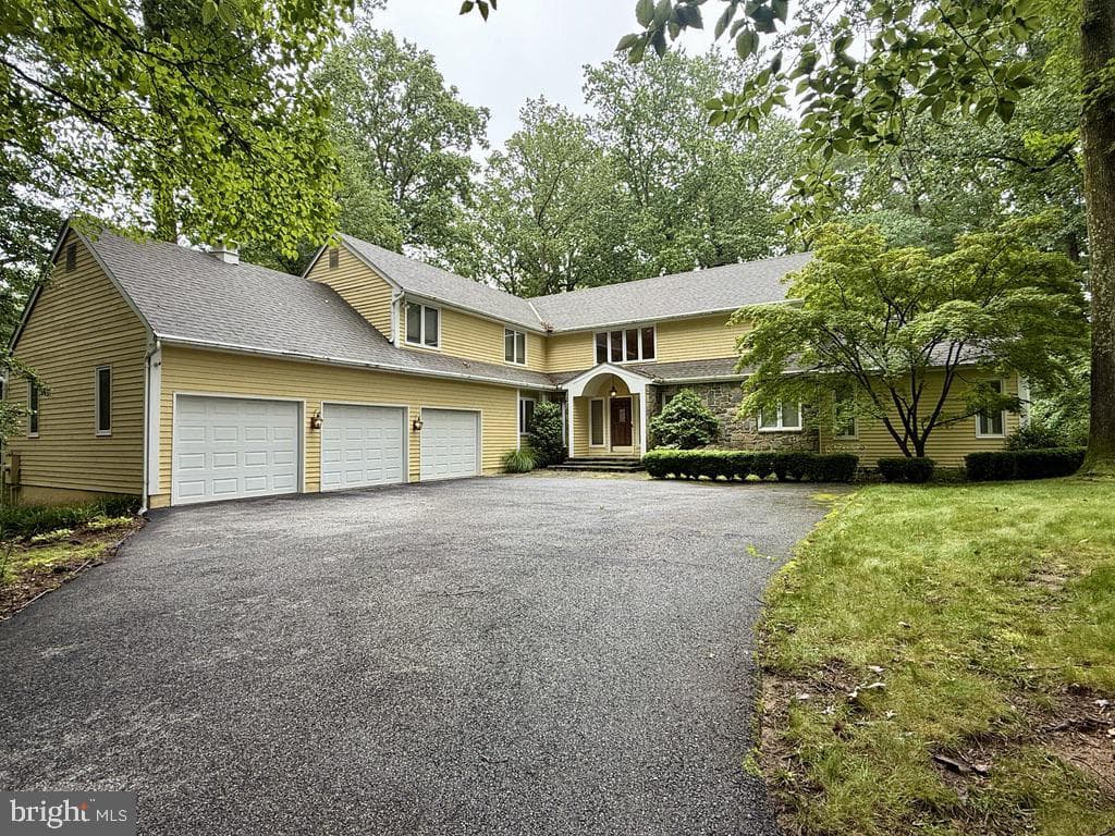 1583 Keswick Place photo 1