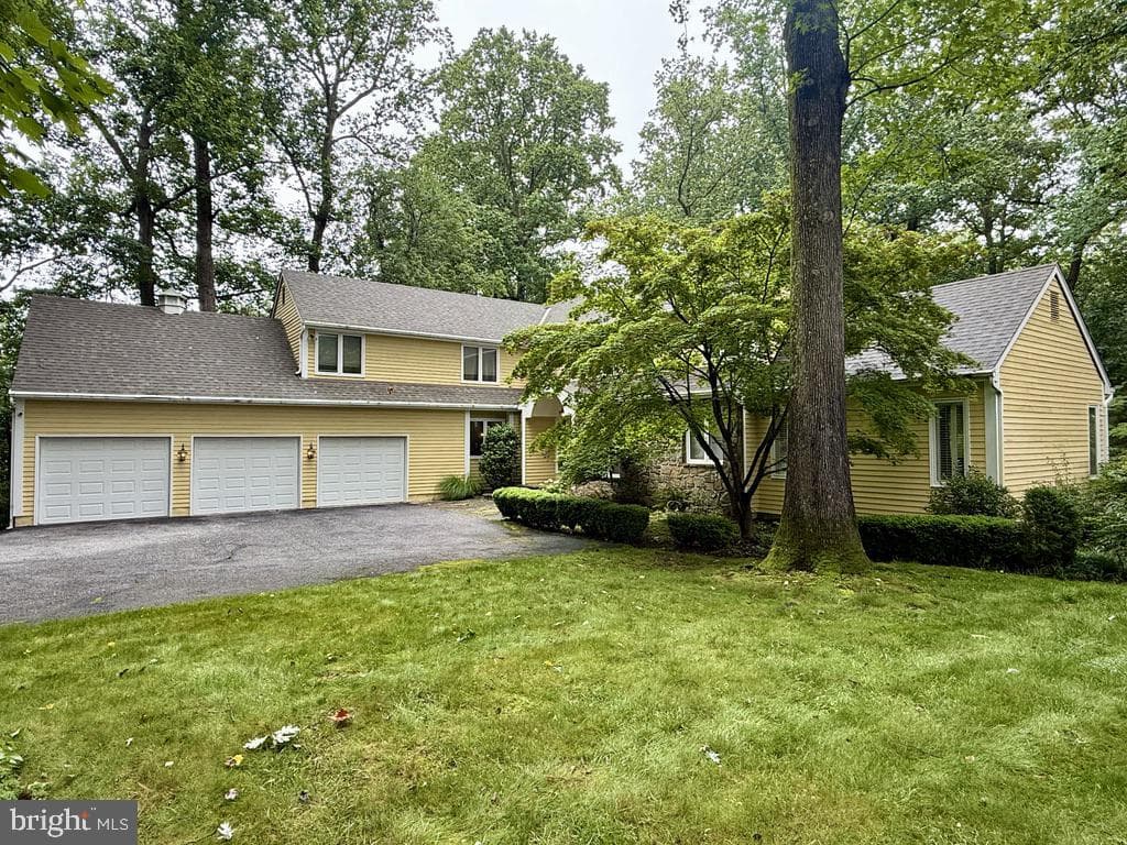 1583 Keswick Place photo 5