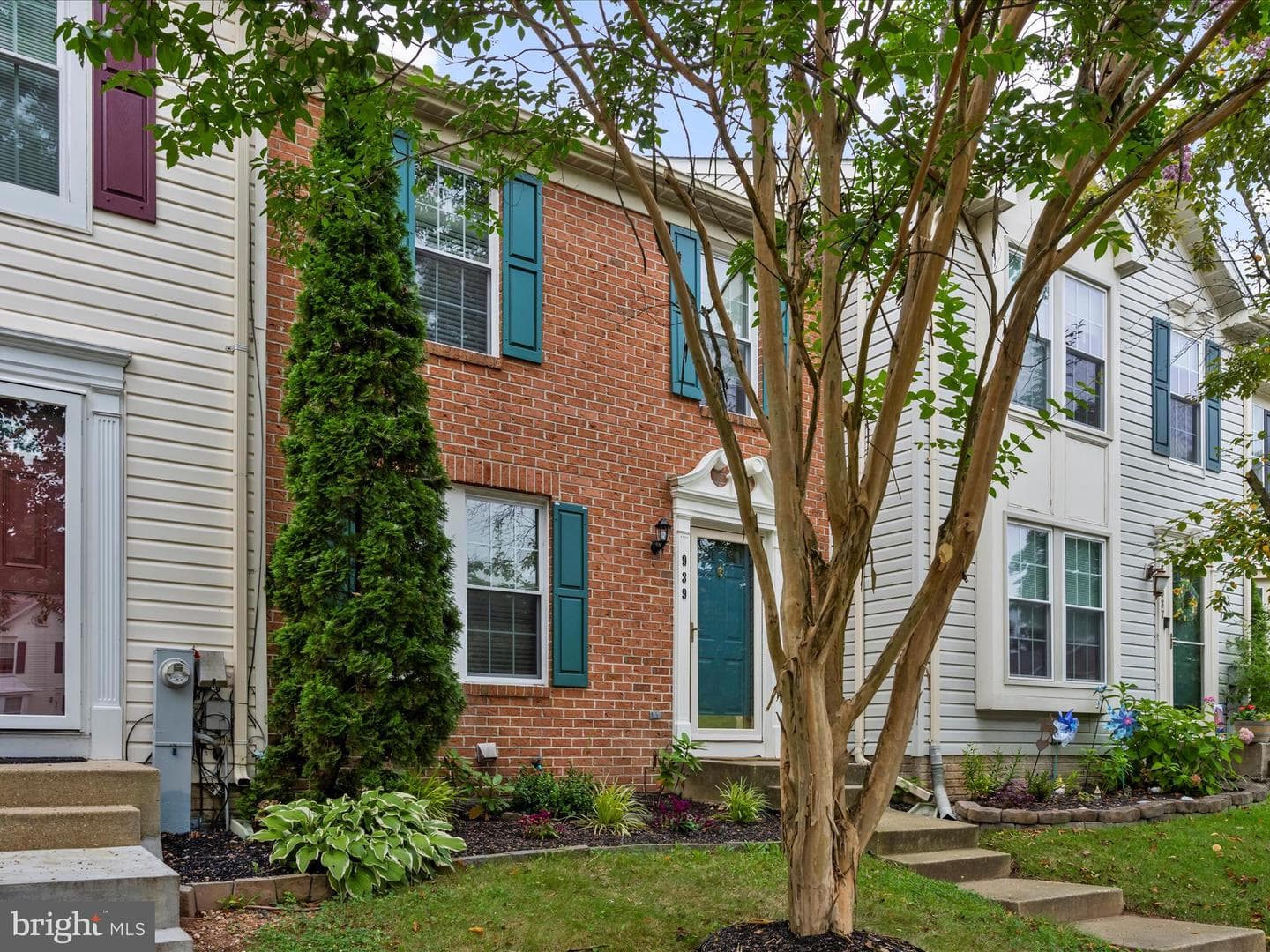 939 Chestnut Manor Ct photo 3