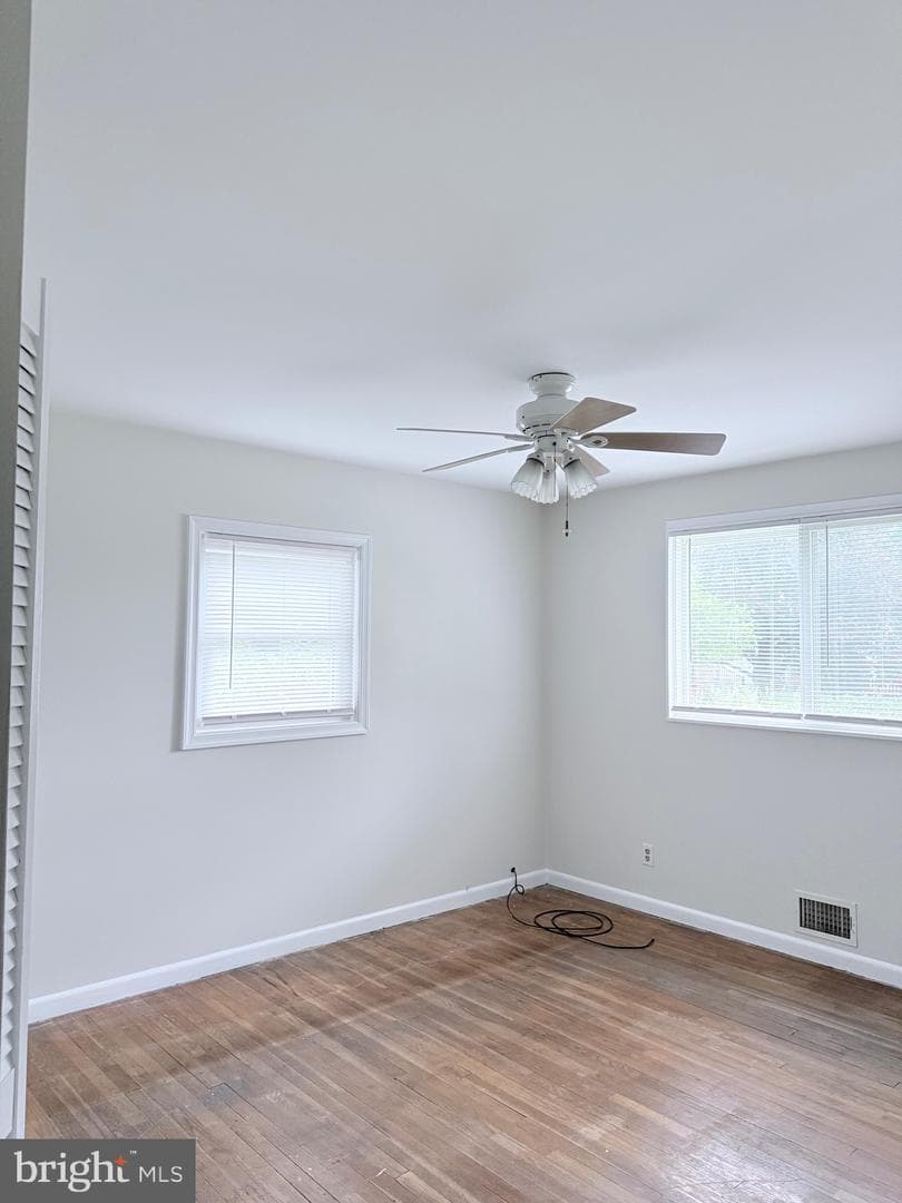 210 Hollywood Court photo 10