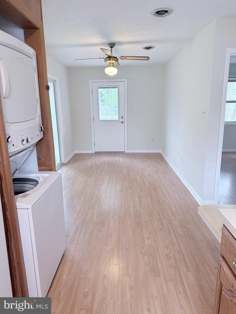 210 Hollywood Court photo 19