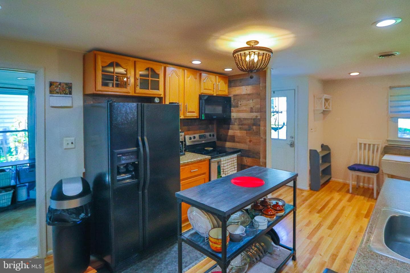 3504 Cohasset Avenue photo 6