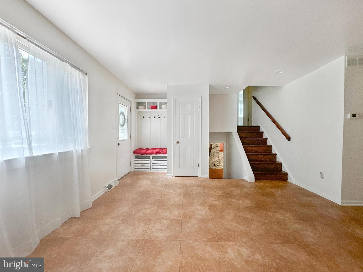 174 Oak Drive photo 2