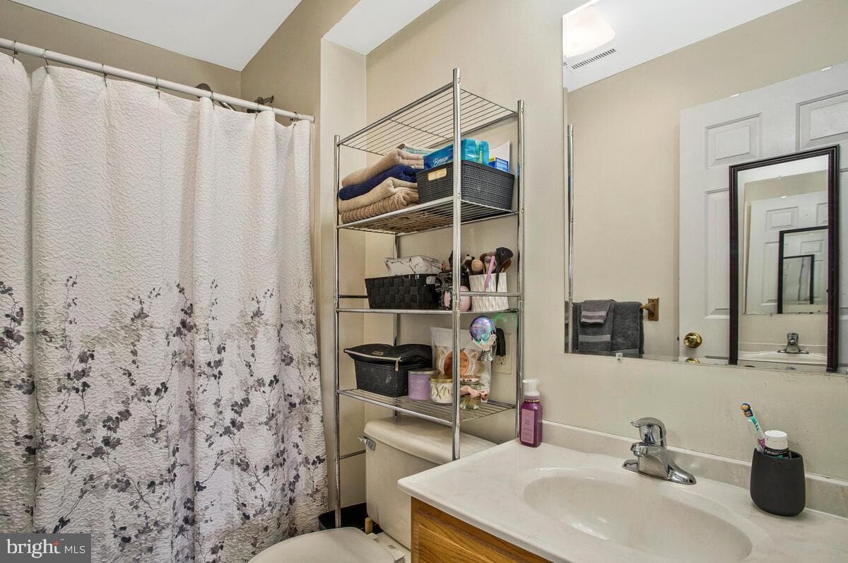 1216 Grove Avenue photo 26