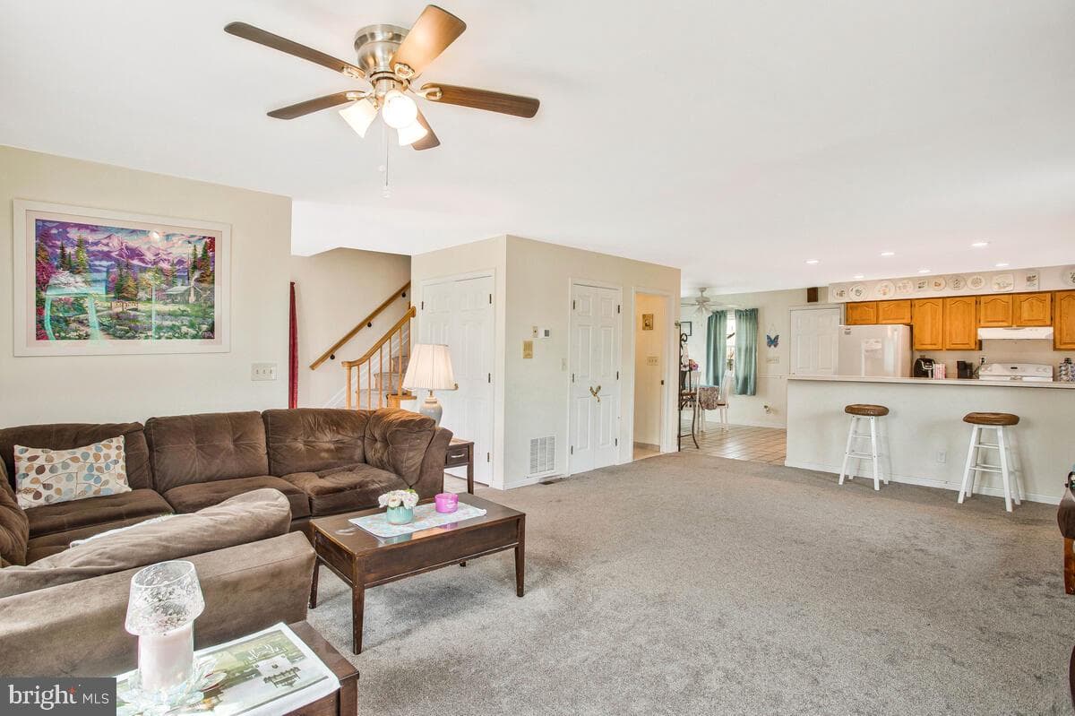 1216 Grove Avenue photo 8