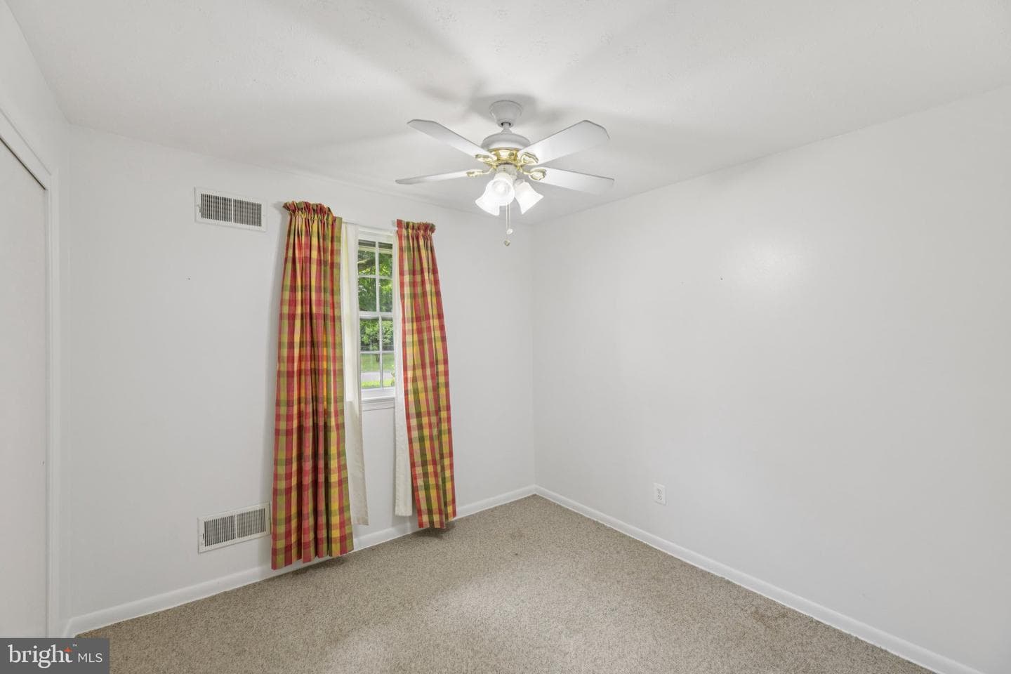 916 Edgewood Road photo 13