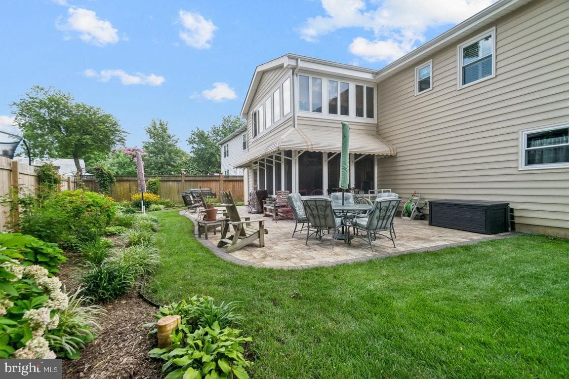 831 Shore Drive photo 8