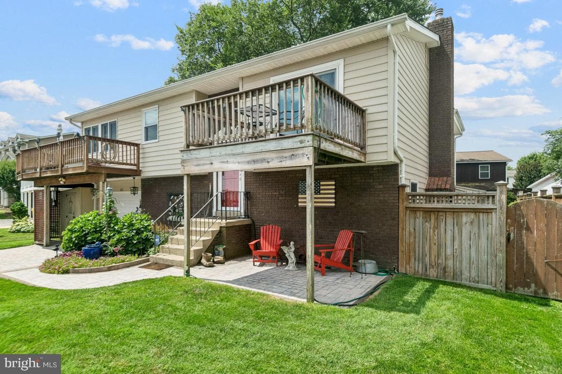 831 Shore Drive photo 9