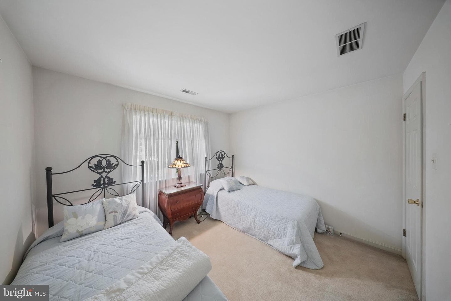 193 Southdown Road photo 28