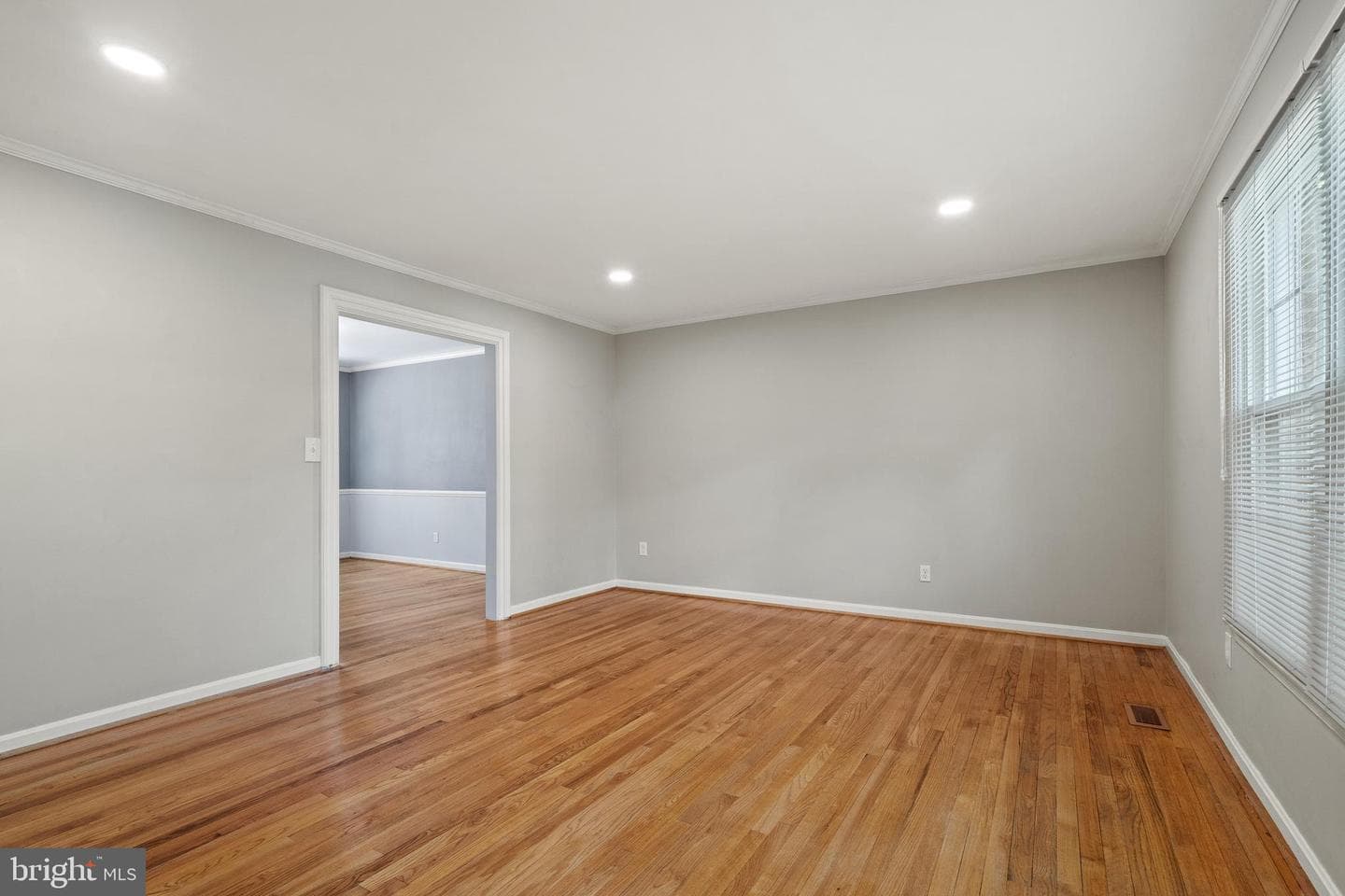 467 Cornwall Court photo 15