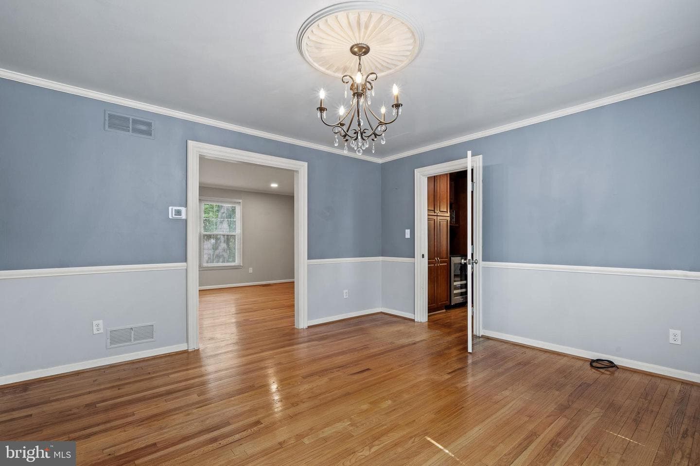 467 Cornwall Court photo 22
