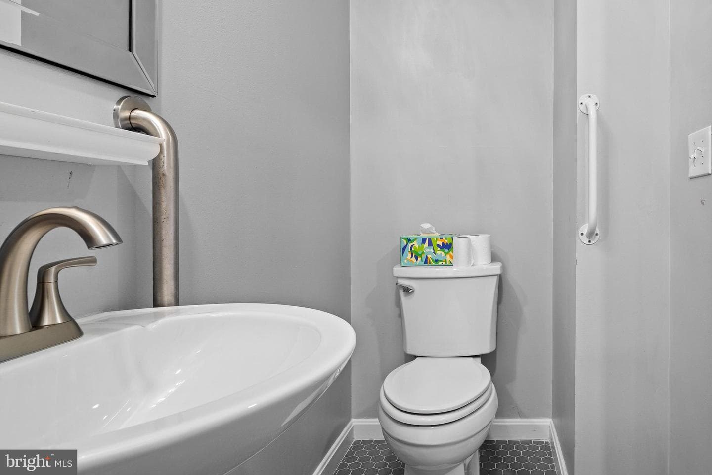 467 Cornwall Court photo 28