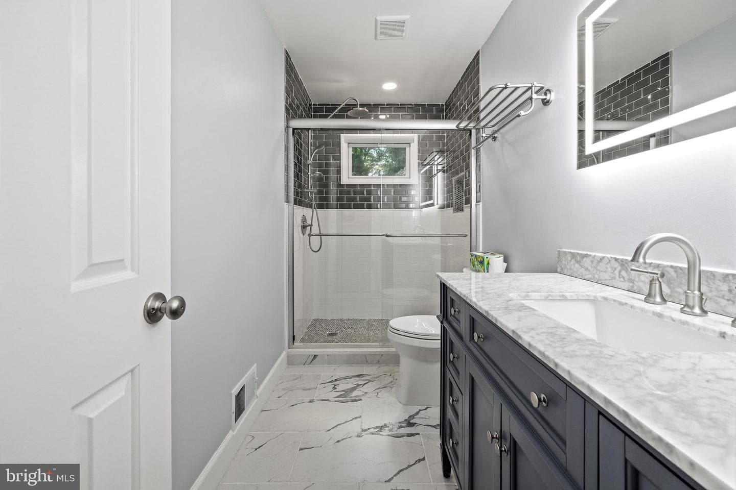 467 Cornwall Court photo 45