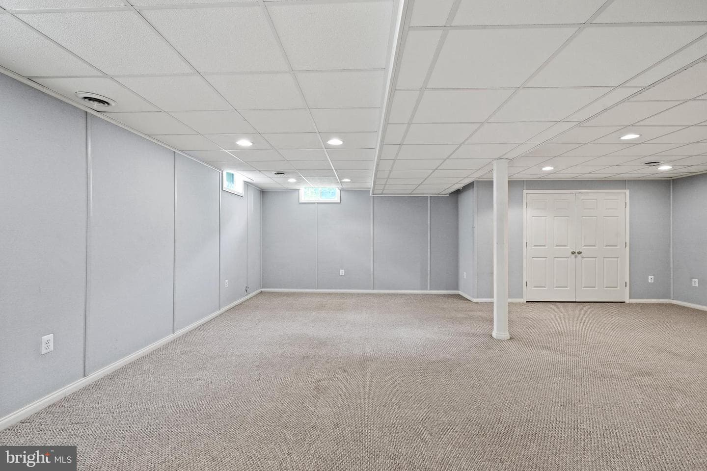 467 Cornwall Court photo 47