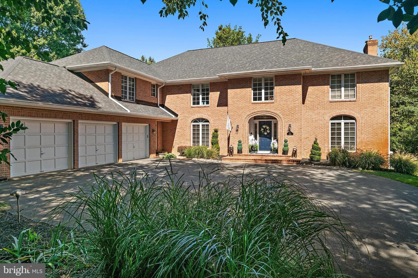 812 Coachway photo 70