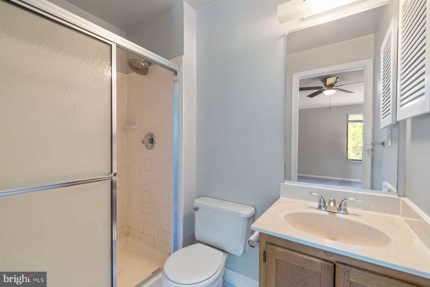 1110 Castle Harbour Way #2a photo 19