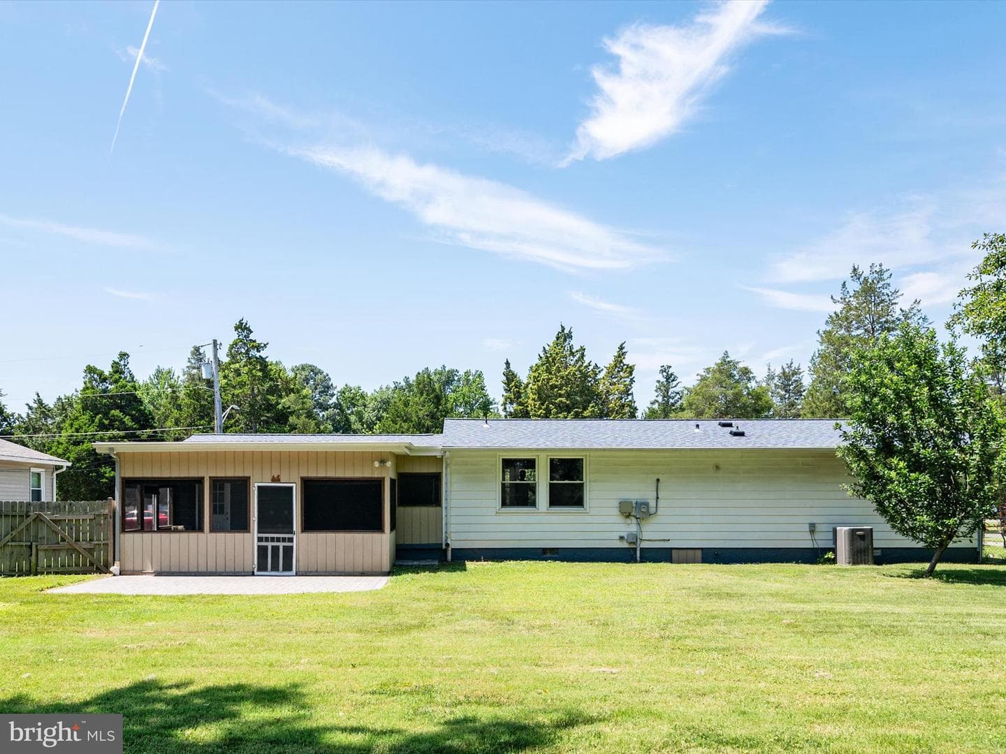 5537 Franklin Boulevard photo 17