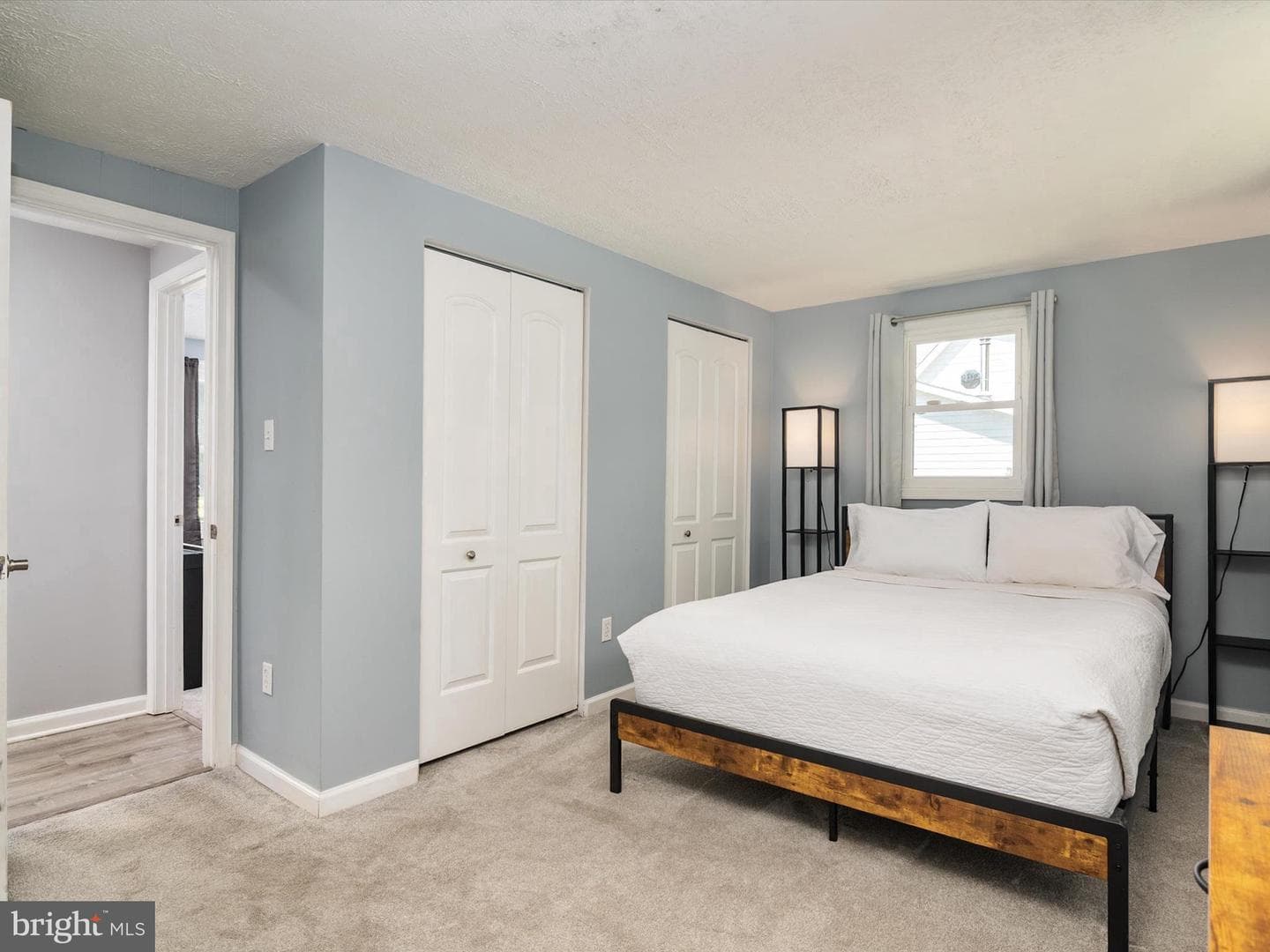 5537 Franklin Boulevard photo 24