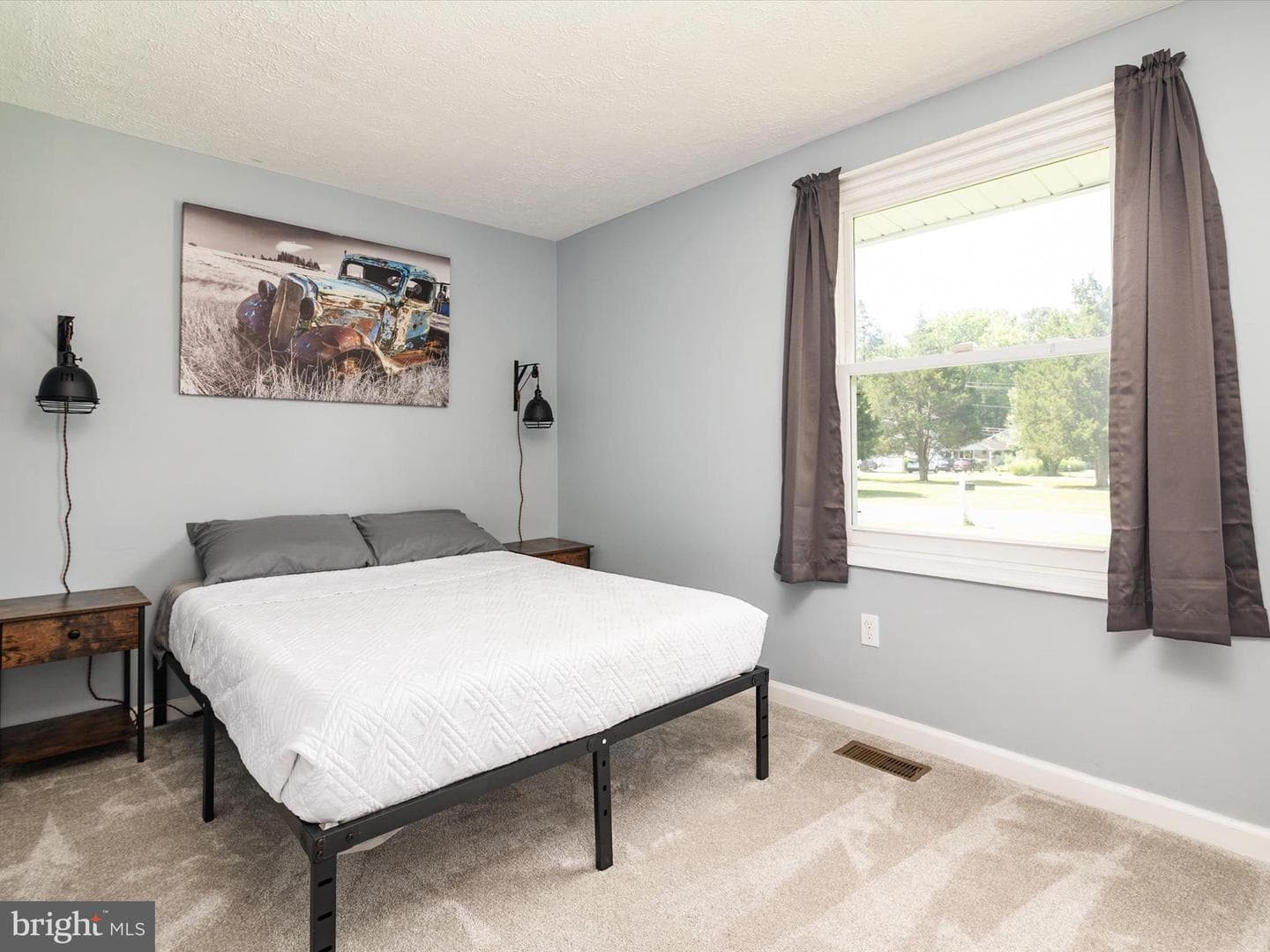 5537 Franklin Boulevard photo 27