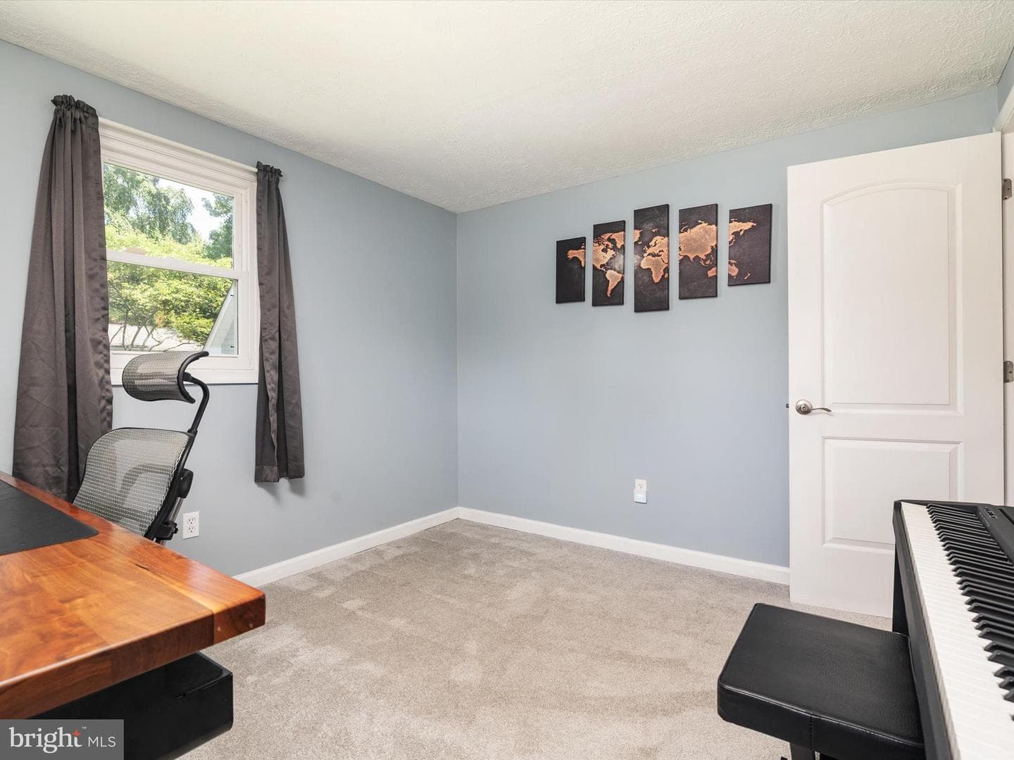 5537 Franklin Boulevard photo 29