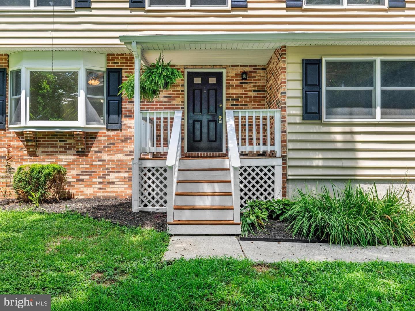 1004 Westway photo 2