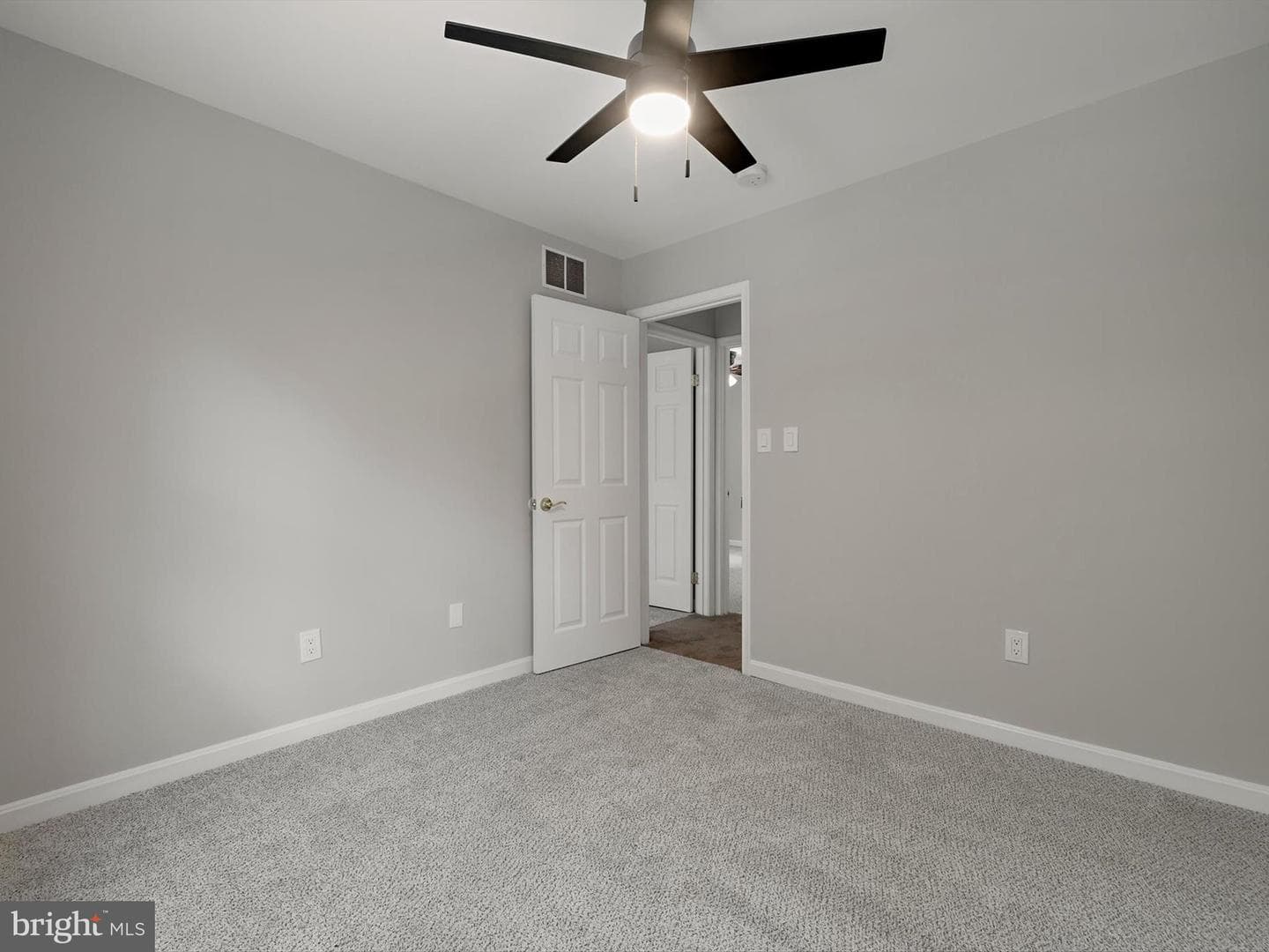 1004 Westway photo 23