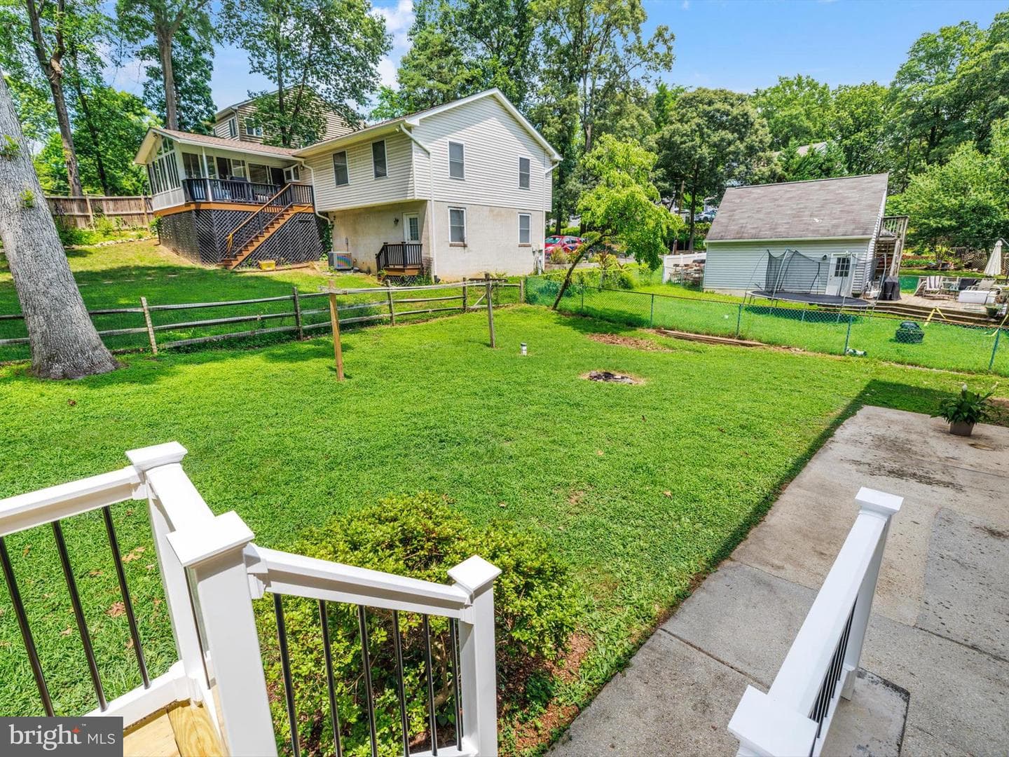 1004 Westway photo 35