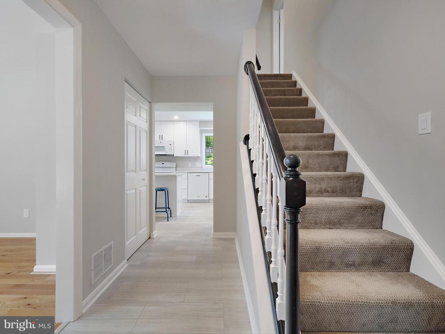 1004 Westway photo 5