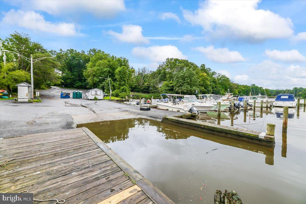 1004 Westway photo 67