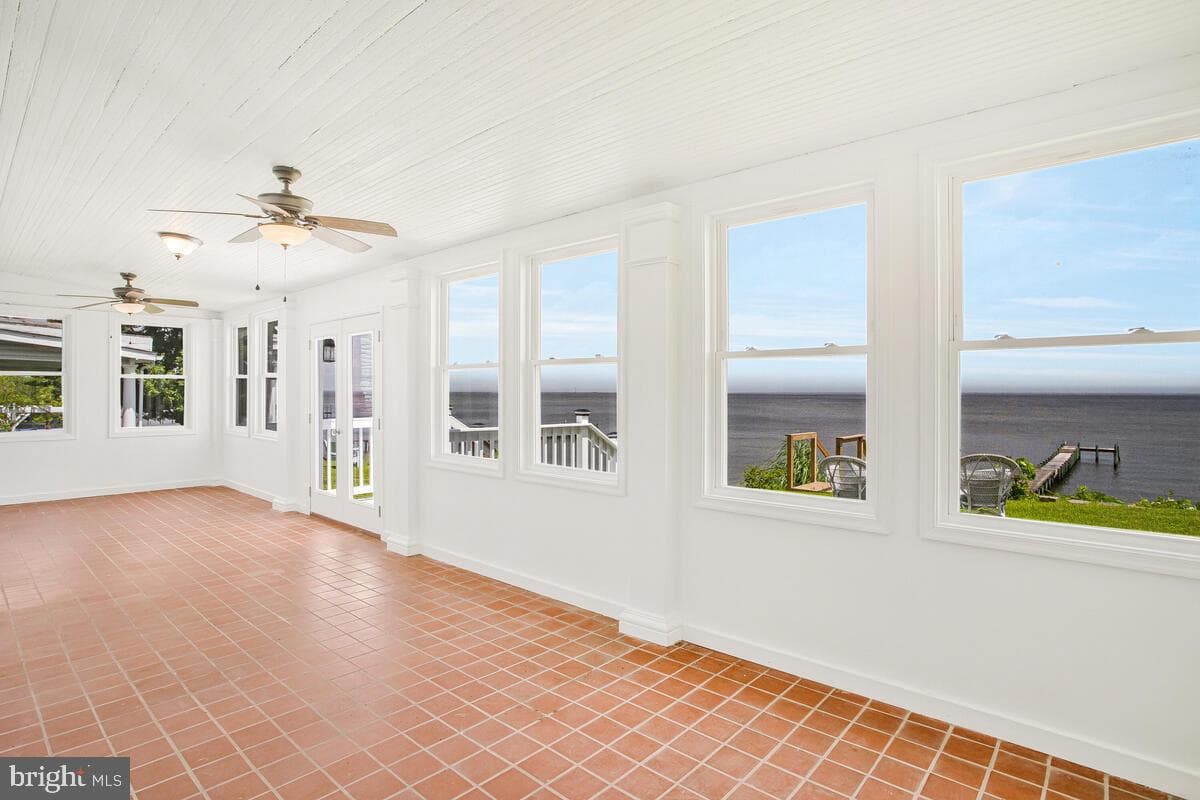 305 Bay Front Drive photo 15