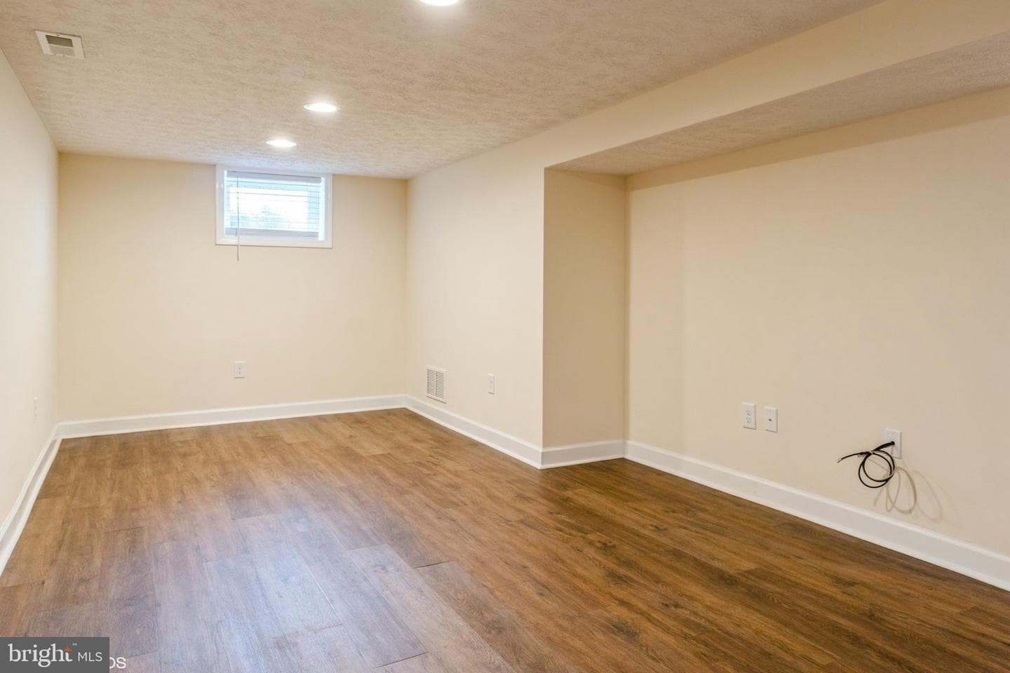 7940 Elizabeth Road photo 15