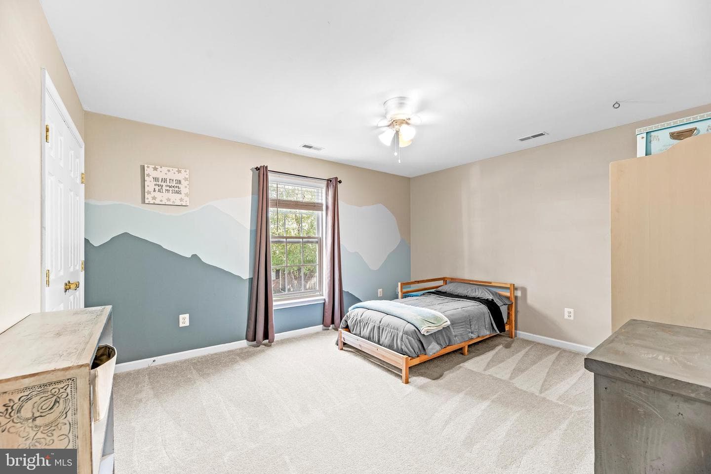 619 Park Place photo 30