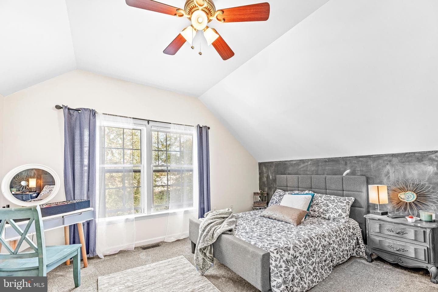 619 Park Place photo 43
