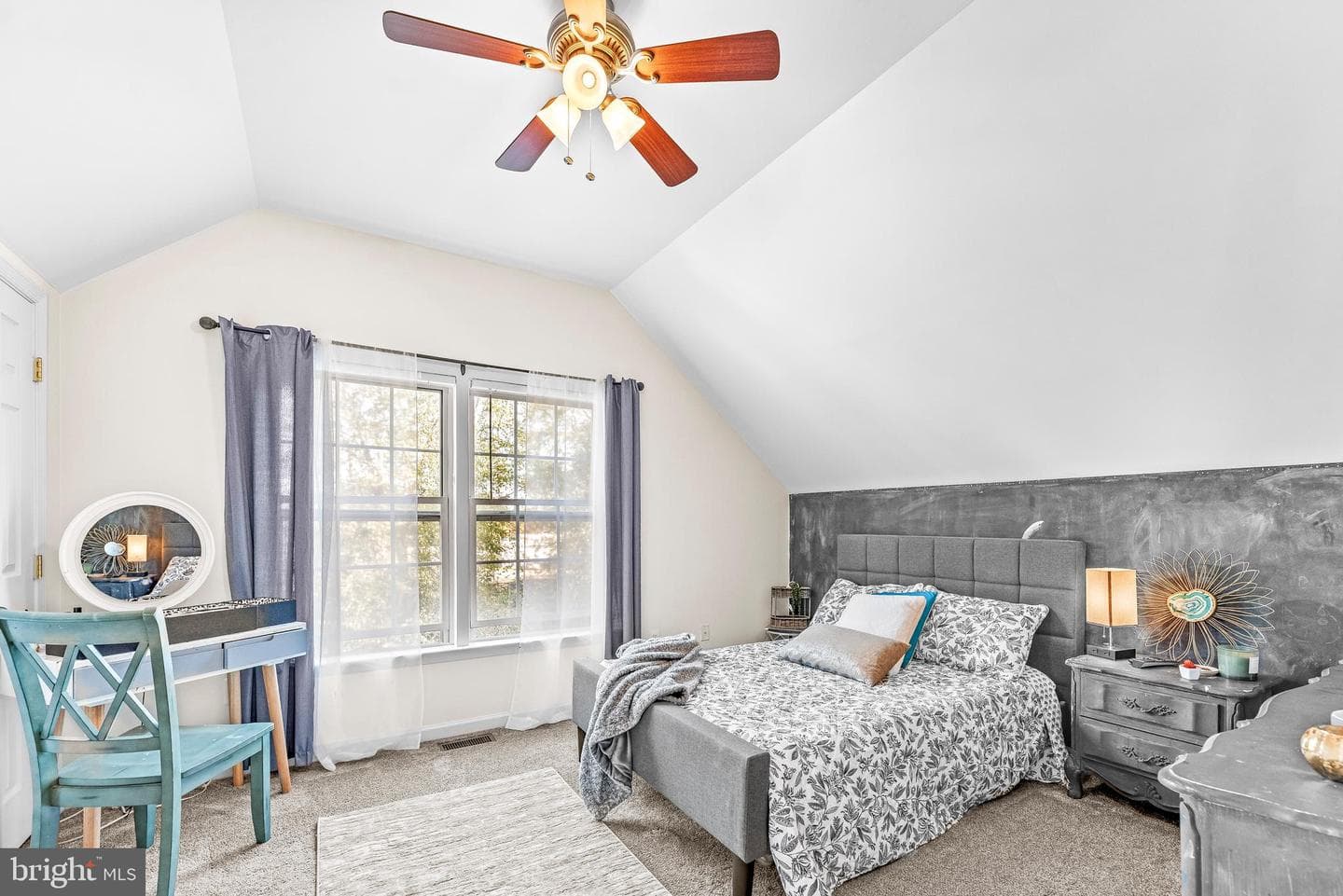 619 Park Place photo 44
