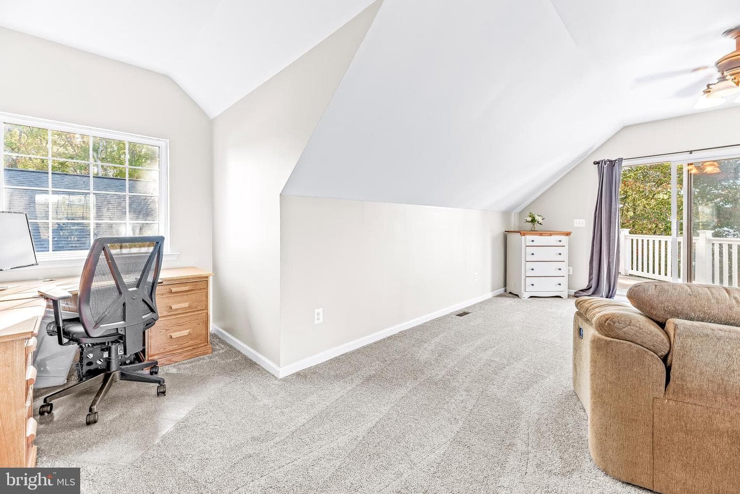 619 Park Place photo 45