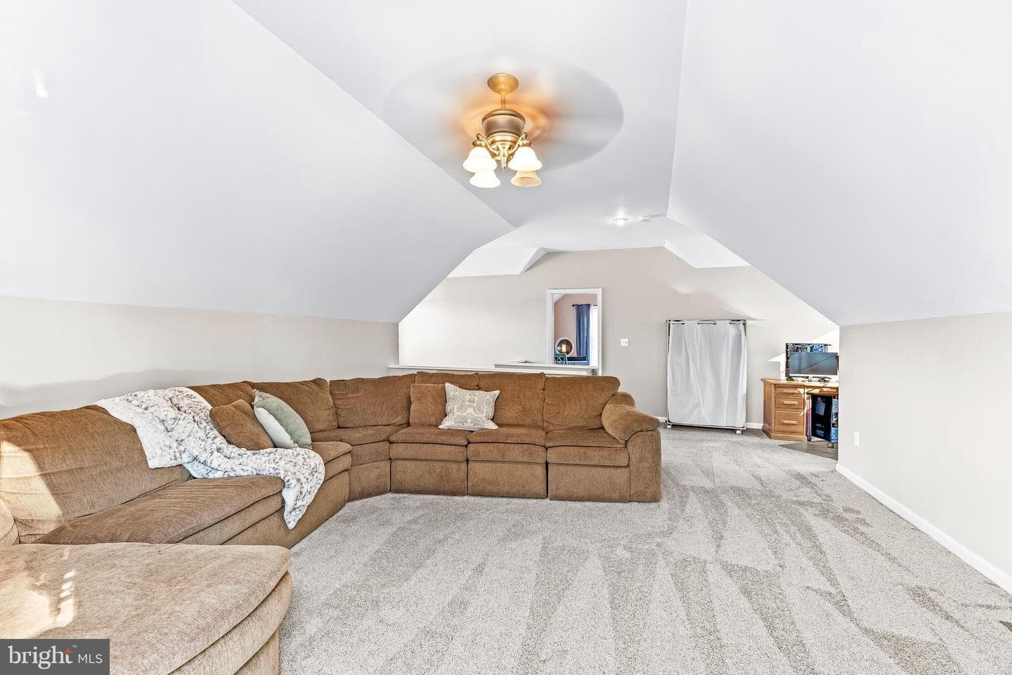 619 Park Place photo 49