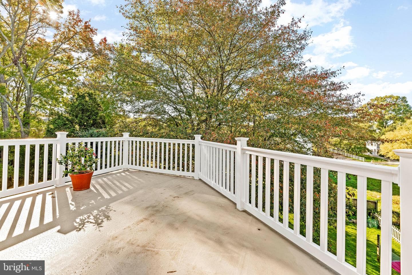 619 Park Place photo 50