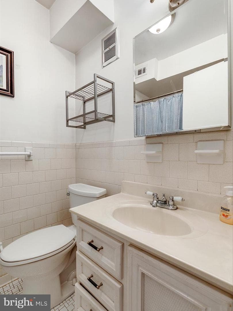 301 Burnside Street #c 202 photo 15