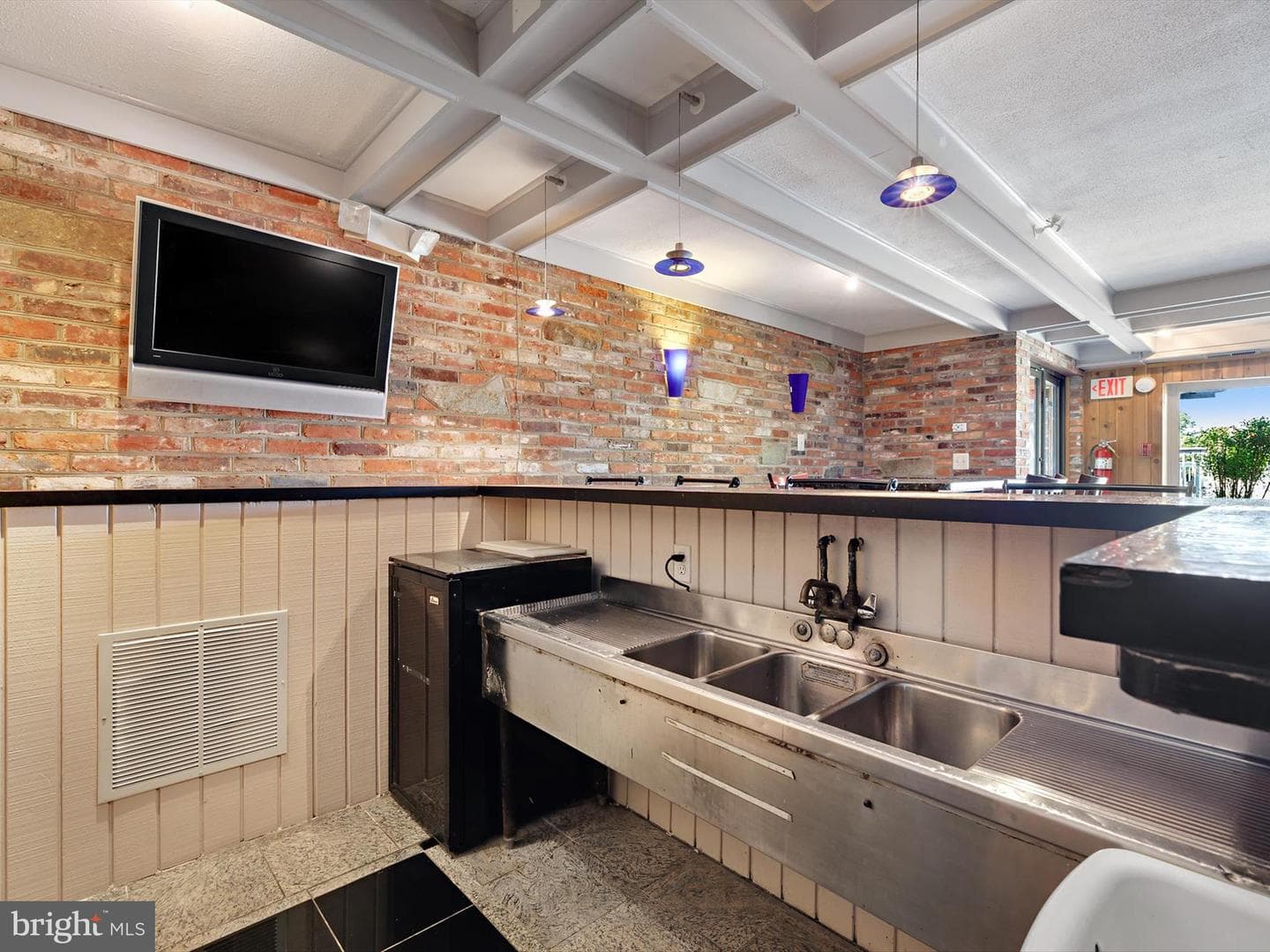 301 Burnside Street #c 202 photo 44