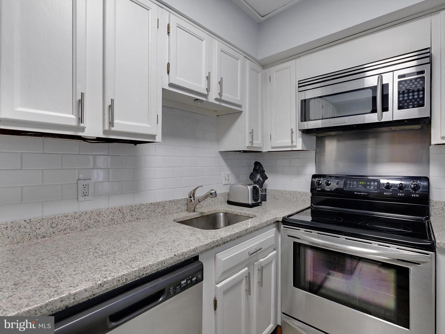 301 Burnside Street #c 202 photo 9