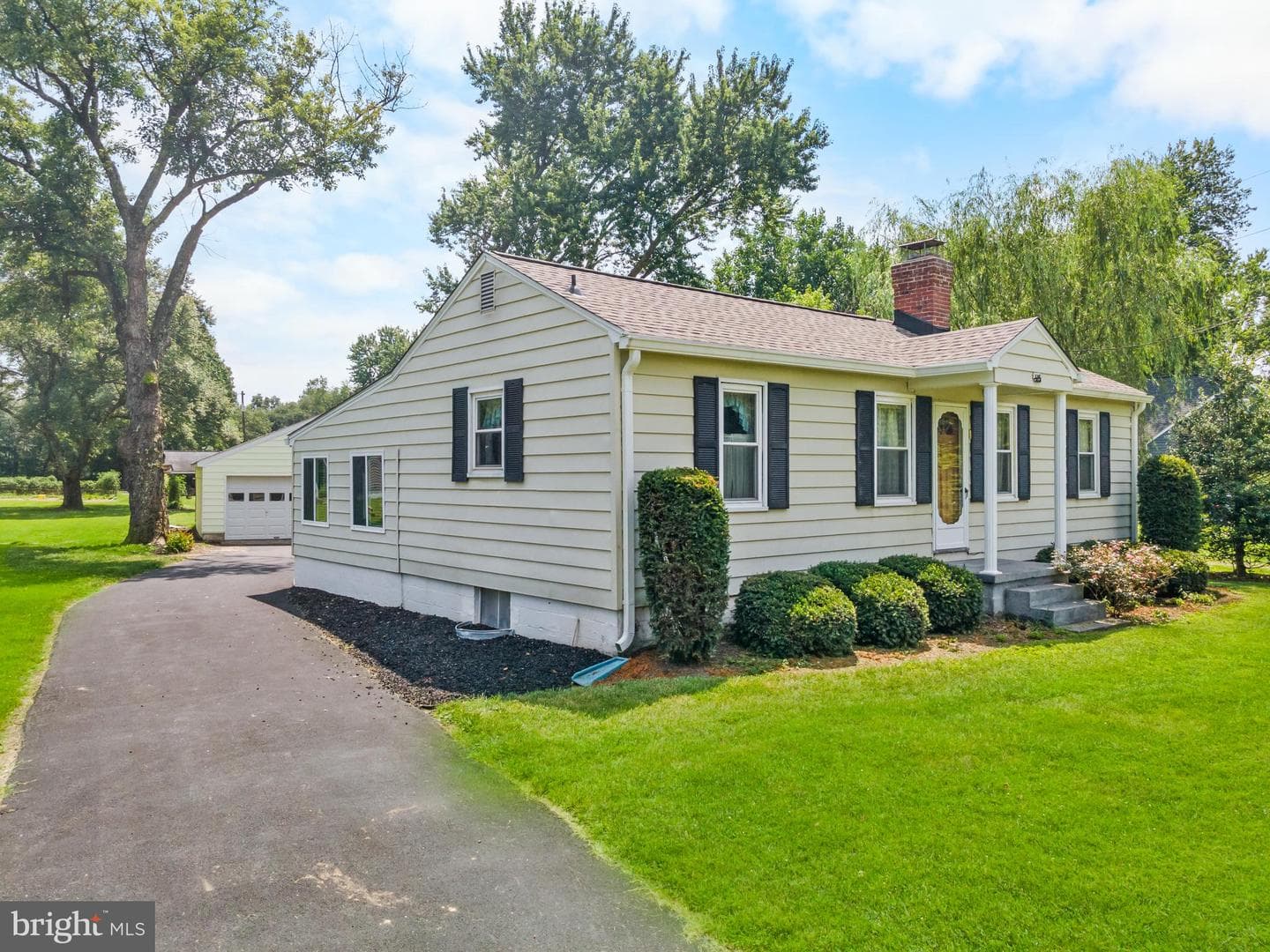 515 Old Oak Road photo 3