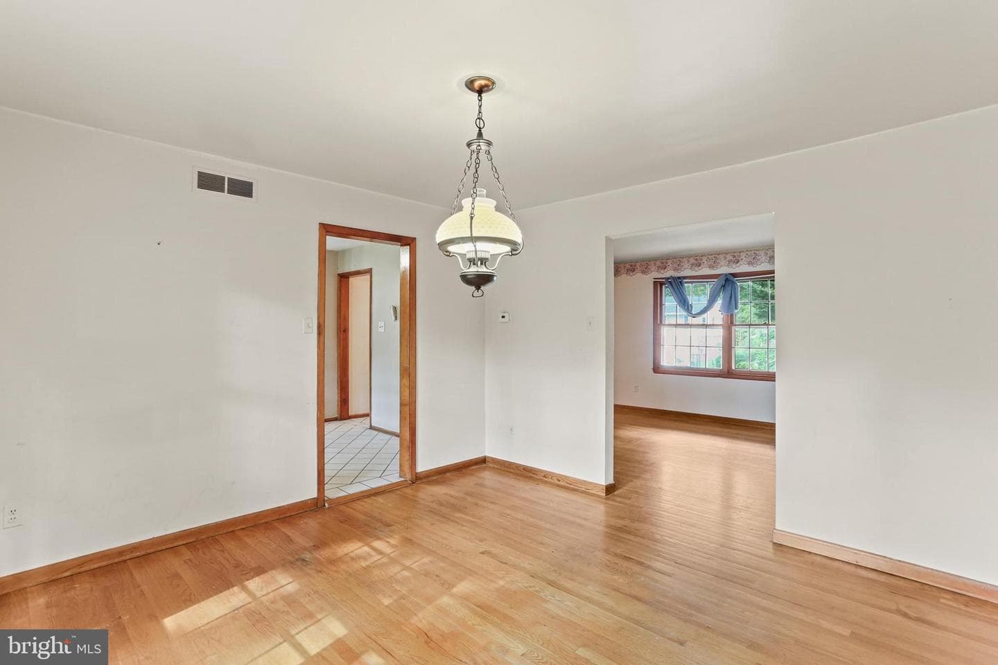 406 Norman Avenue photo 10