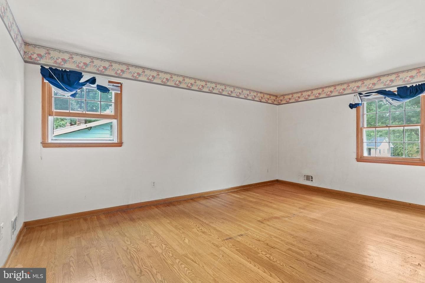 406 Norman Avenue photo 17