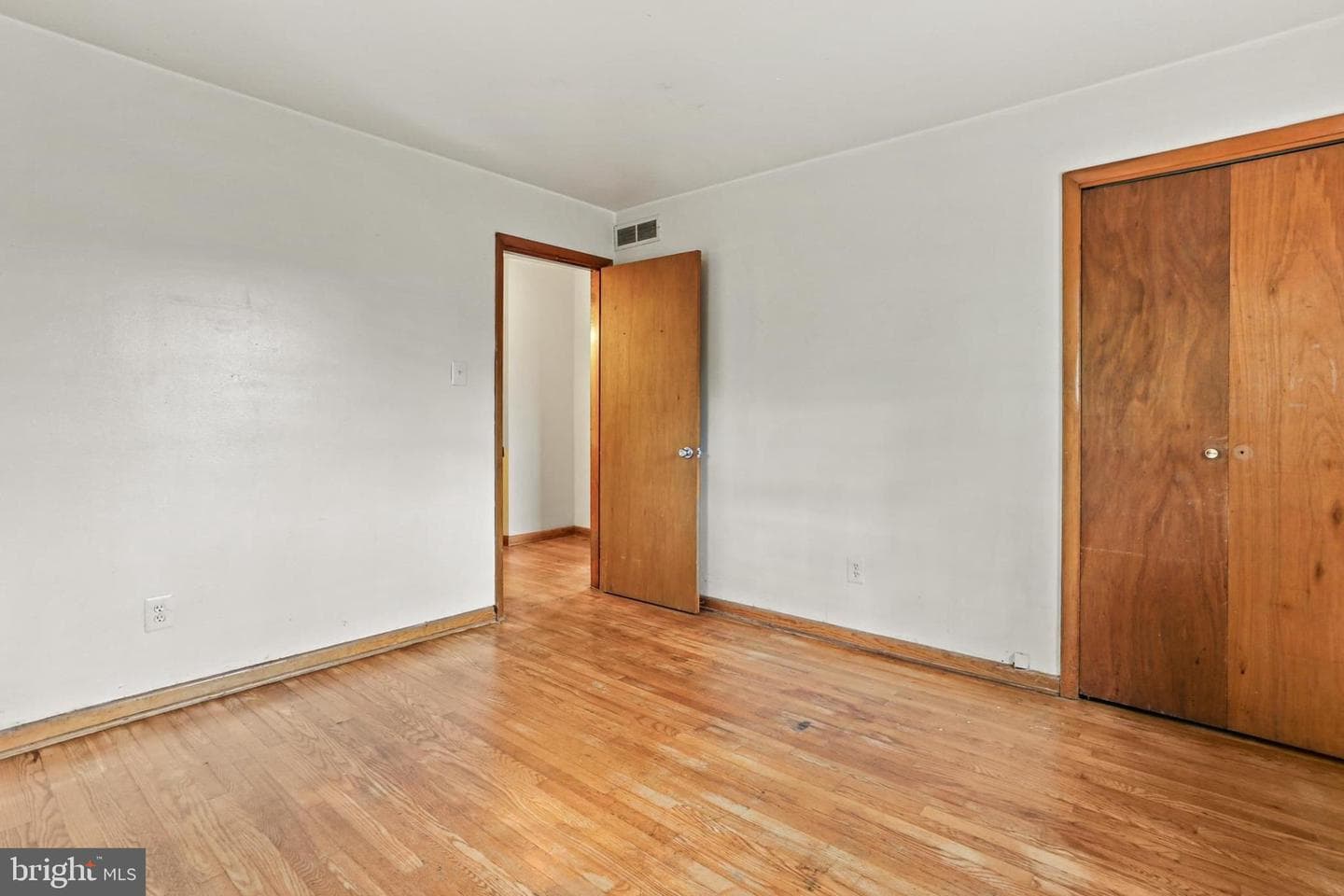 406 Norman Avenue photo 22