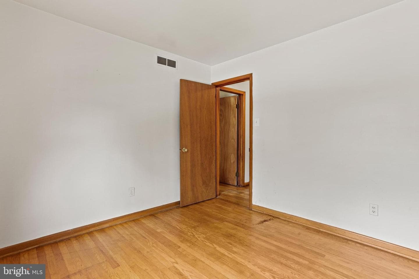 406 Norman Avenue photo 25