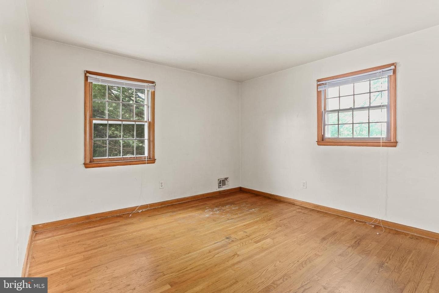 406 Norman Avenue photo 26