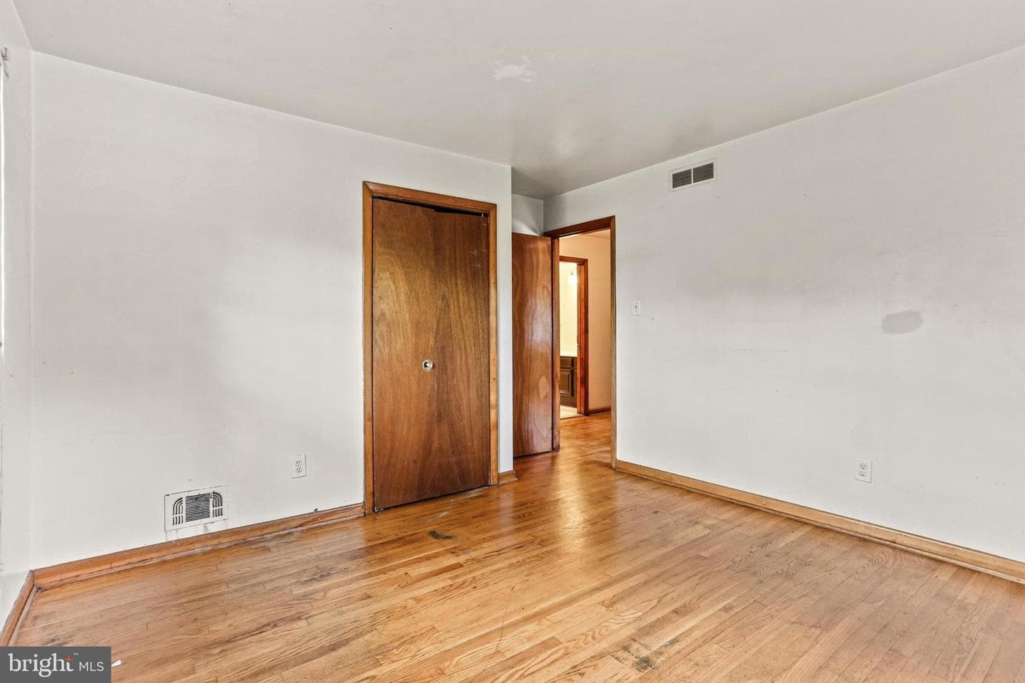 406 Norman Avenue photo 27